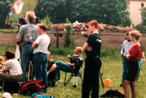 Regisseur Wolfgang Becker legt den Bildausschnitt fest